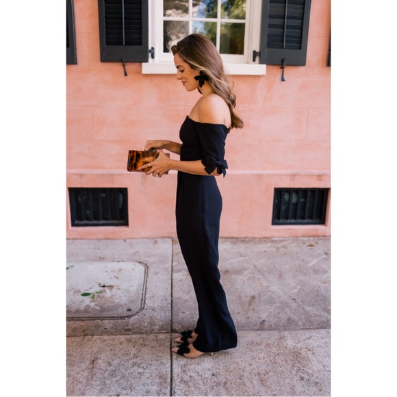 NEW Gal Meets Glam Meredith Jumpsuit - Picture 5 of 15